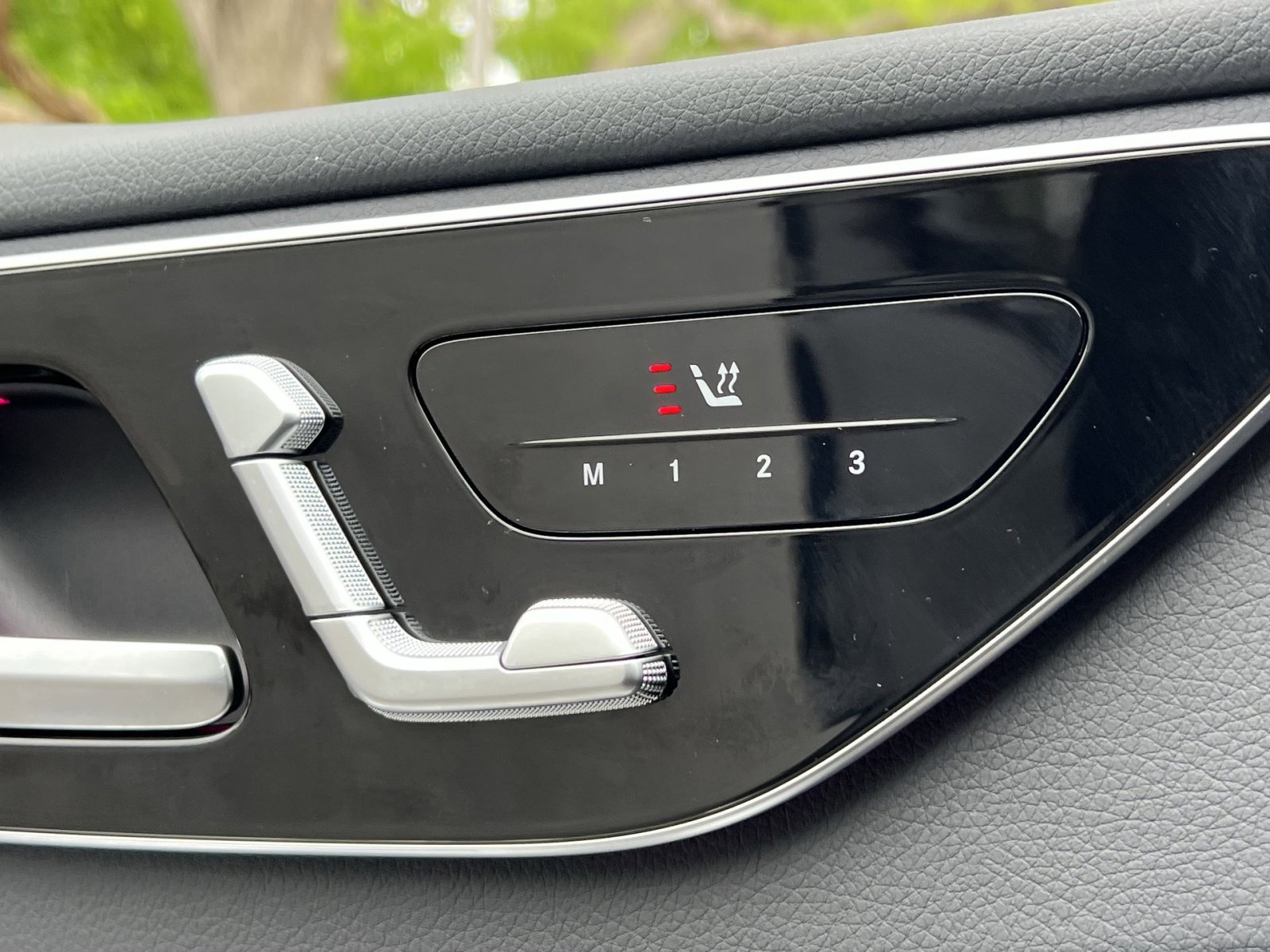 Certified 2025 Mercedes-Benz C 300 4MATIC Sedan image 41