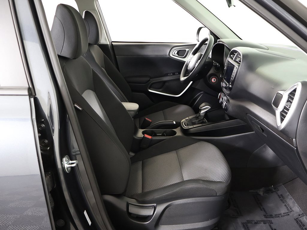 Used 2024 Kia Soul LX w/ Option Group 015 image 28