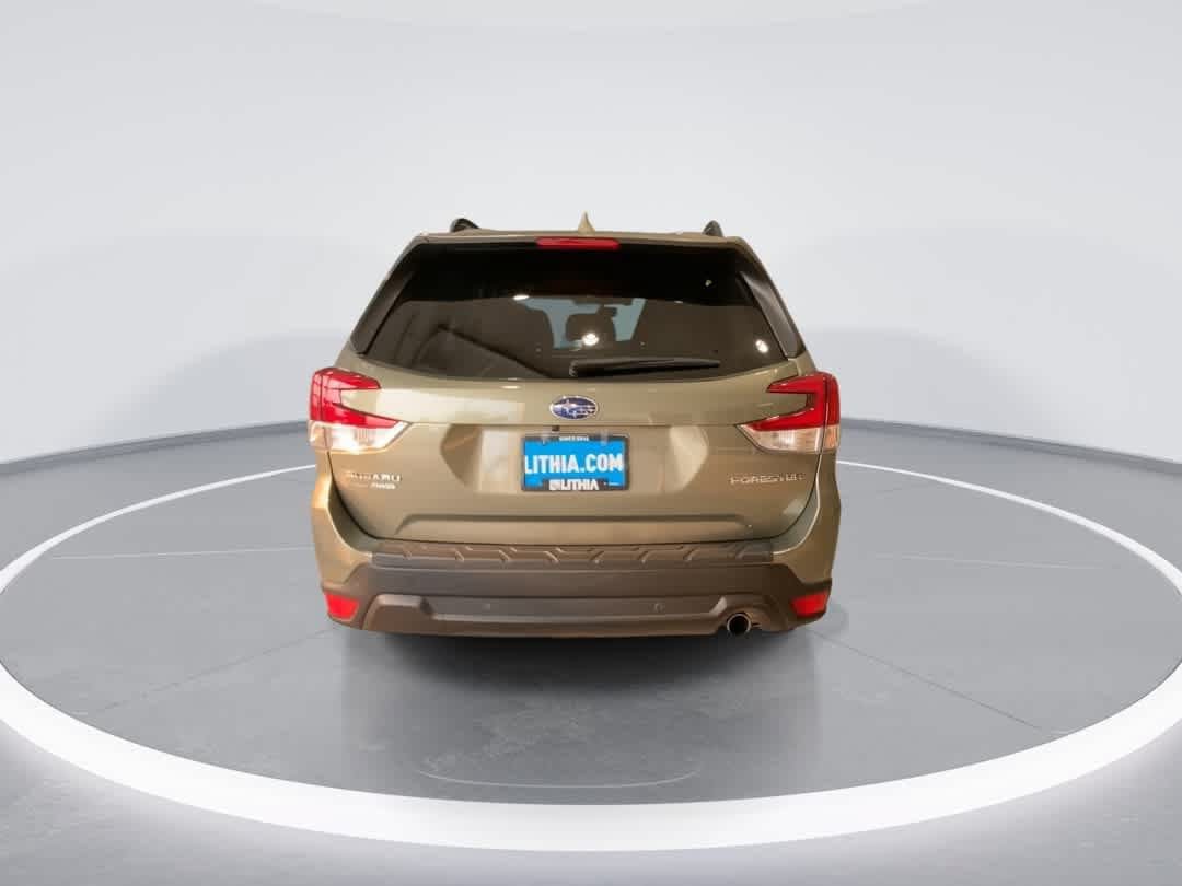 Used 2019 Subaru Forester Limited AWD/4WD image 7