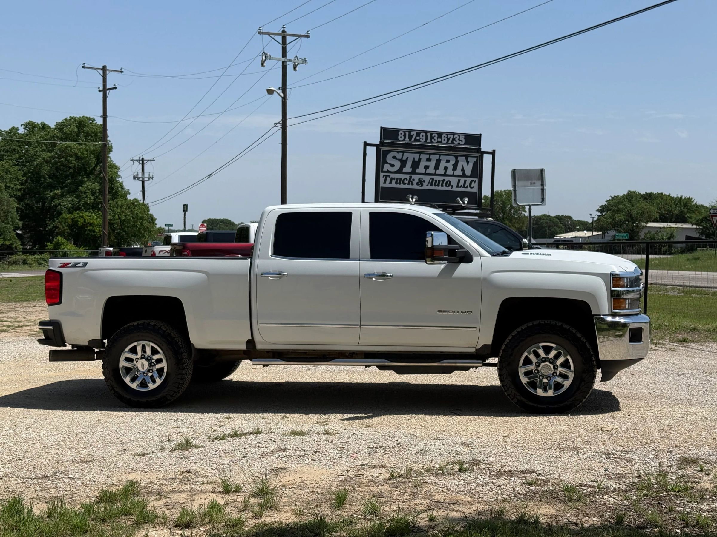 Used 2019 Chevrolet Silverado 2500 LTZ w/ Duramax Plus Package AWD/4WD image 2