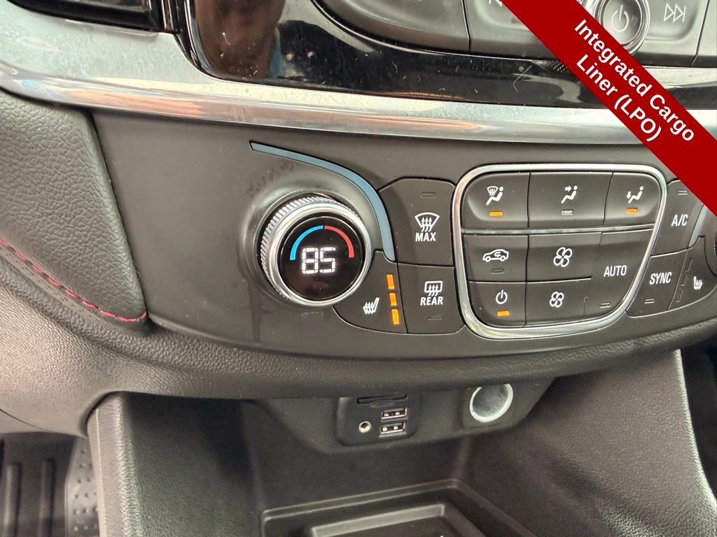 Used 2022 Chevrolet Traverse RS image 30