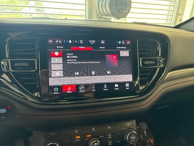 Used 2025 Dodge Durango GT AWD/4WD image 35