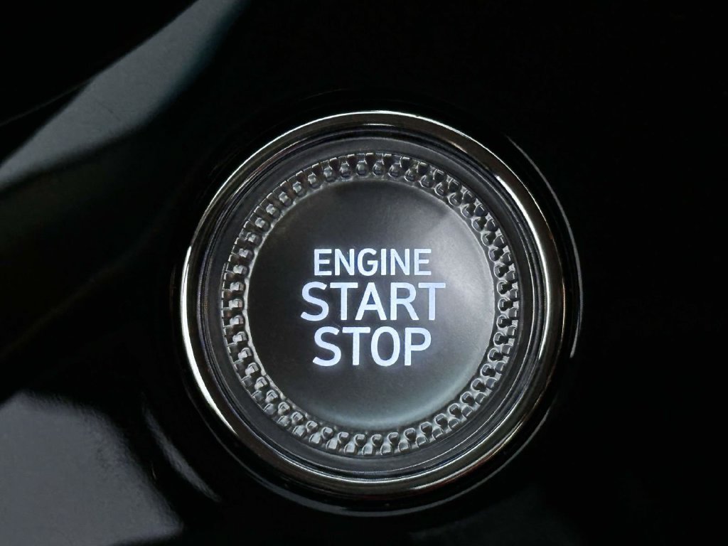 Used 2026 Genesis G70 2.5T AWD/4WD image 30