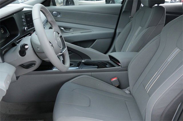 New 2026 Hyundai Elantra Sport image 9