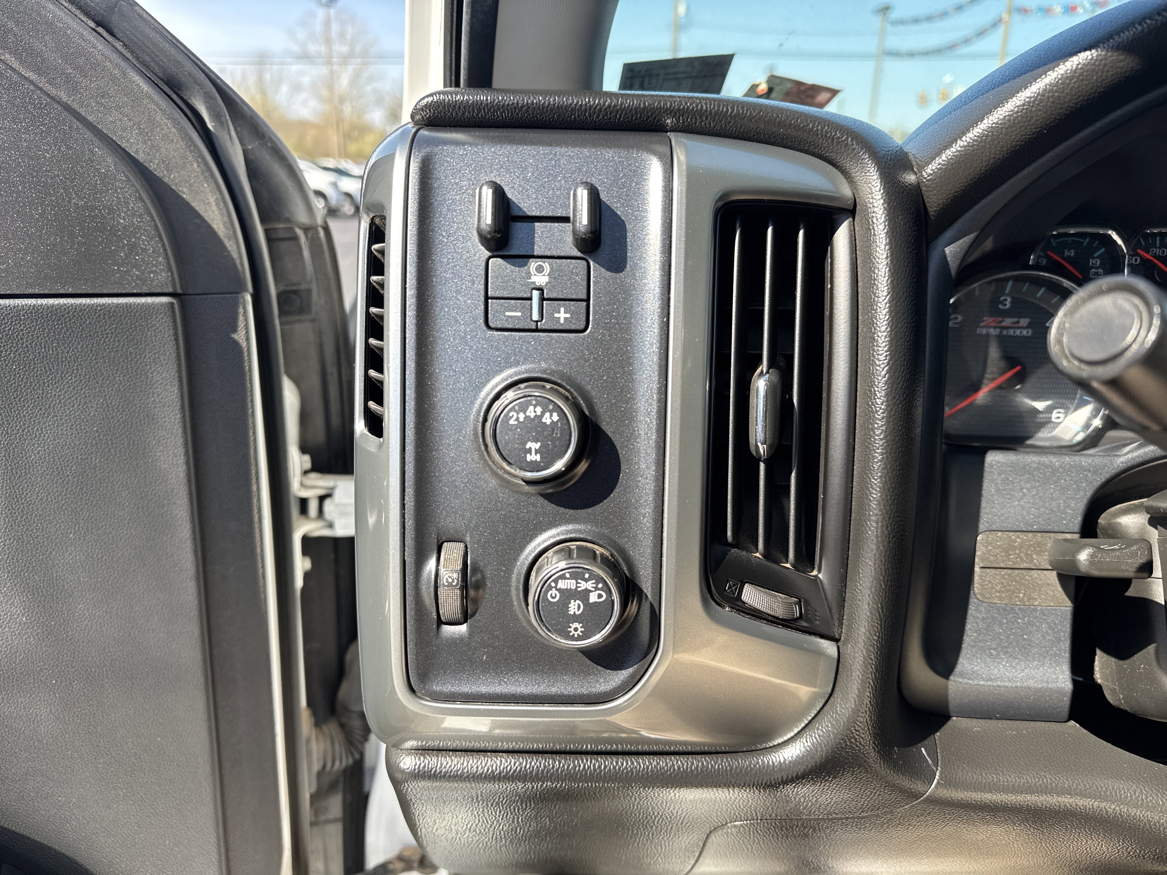 Used 2017 Chevrolet Silverado 2500 LT w/ Custom Sport Edition image 29