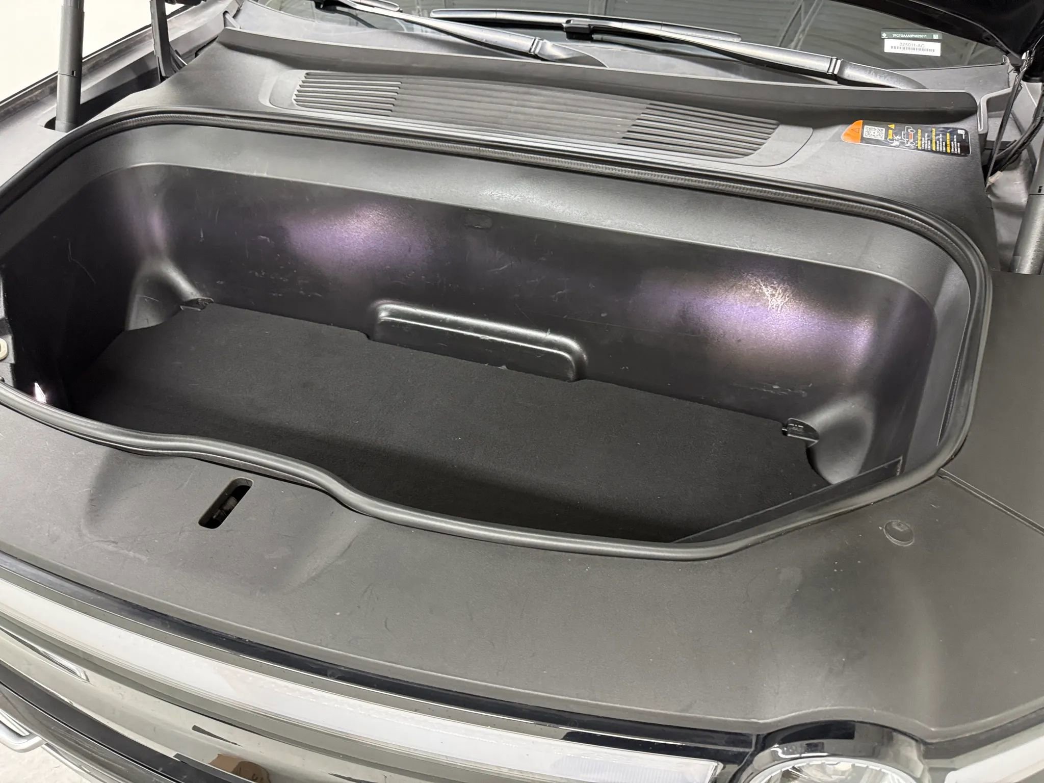 Used 2023 Rivian R1T Adventure image 40