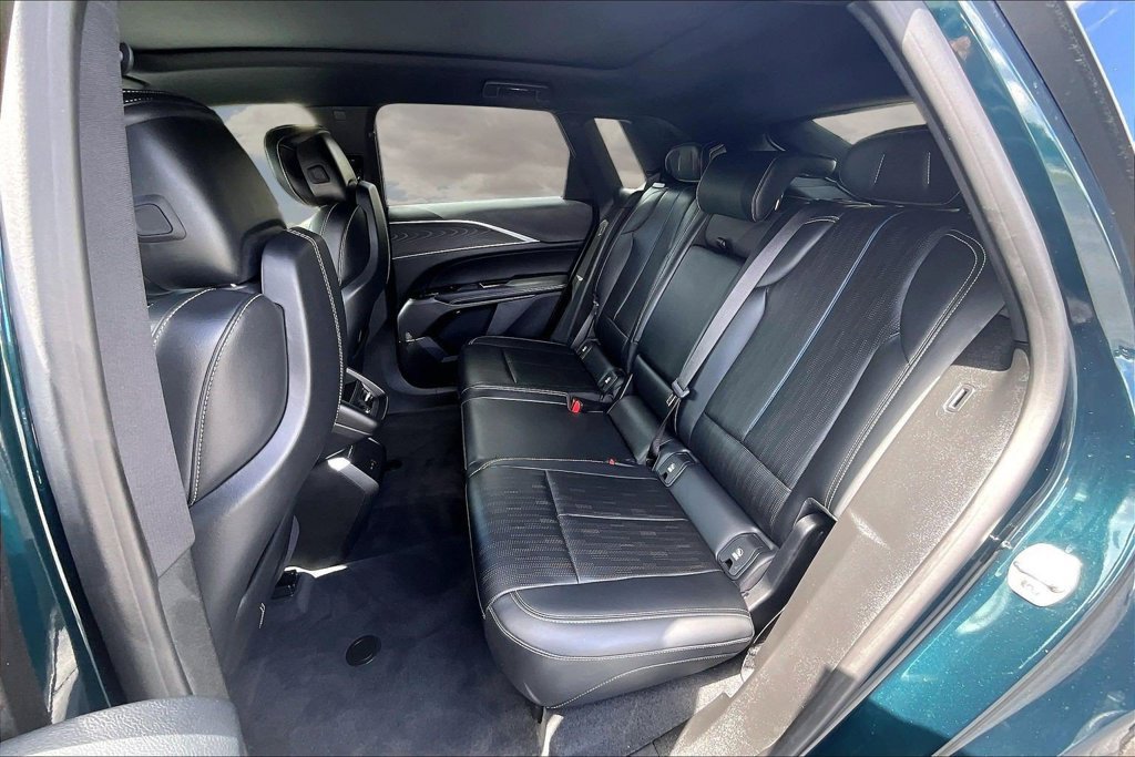 Certified 2024 Cadillac Lyriq Sport AWD/4WD image 22