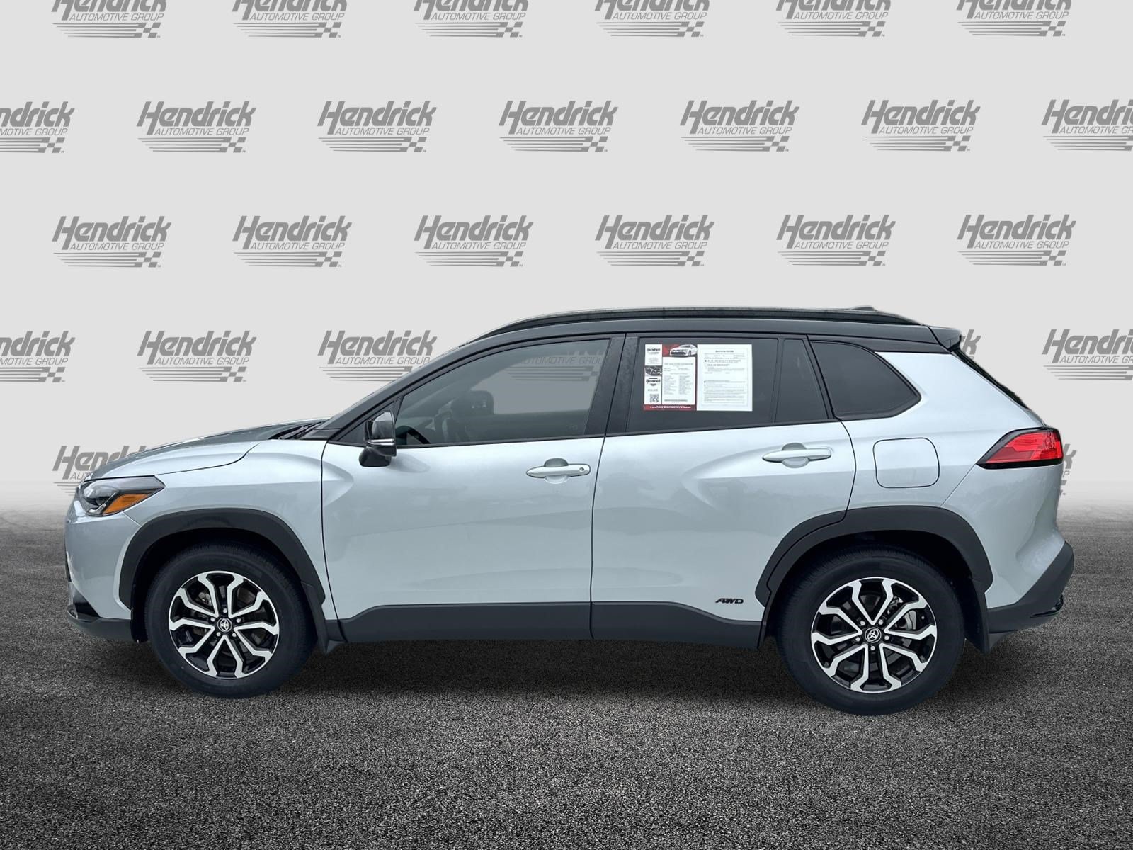 Used 2024 Toyota Corolla Cross AWD Hybrid image 7