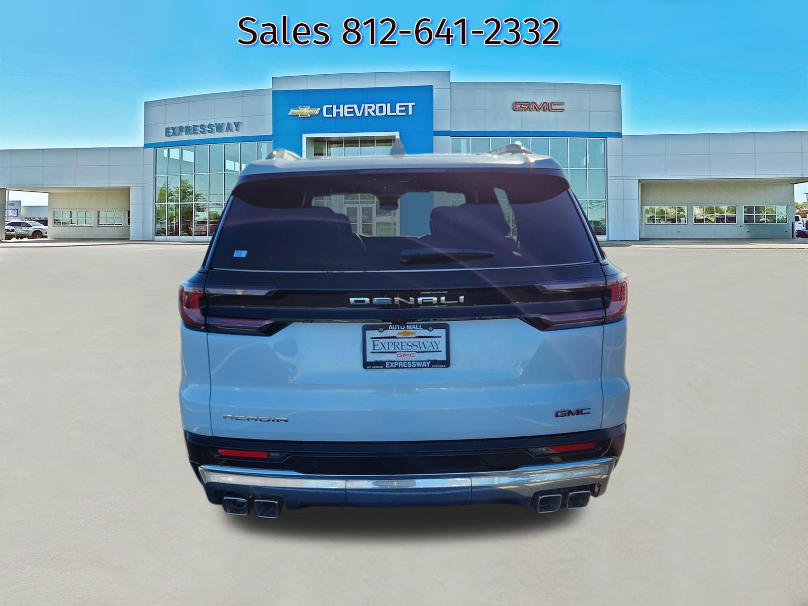 New 2026 GMC Acadia Denali w/ Super Cruise Package image 4