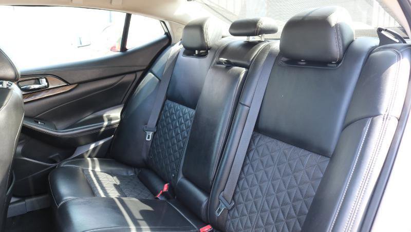 Used 2017 Nissan Maxima Platinum FWD image 18
