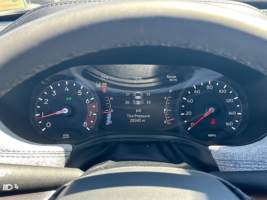 Used 2025 Jeep Compass Latitude AWD/4WD image 26