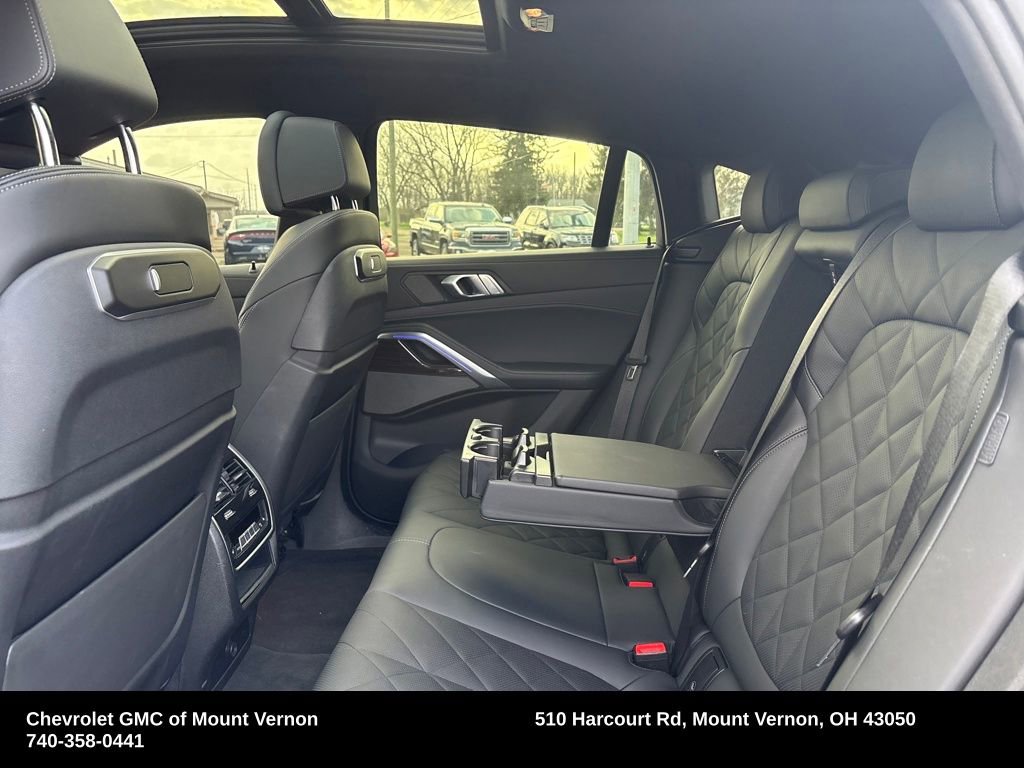 Used 2024 BMW X6 xDrive40i w/ Premium Package image 19