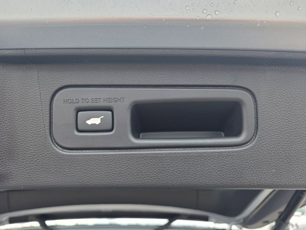 New 2026 Honda Pilot Touring image 15