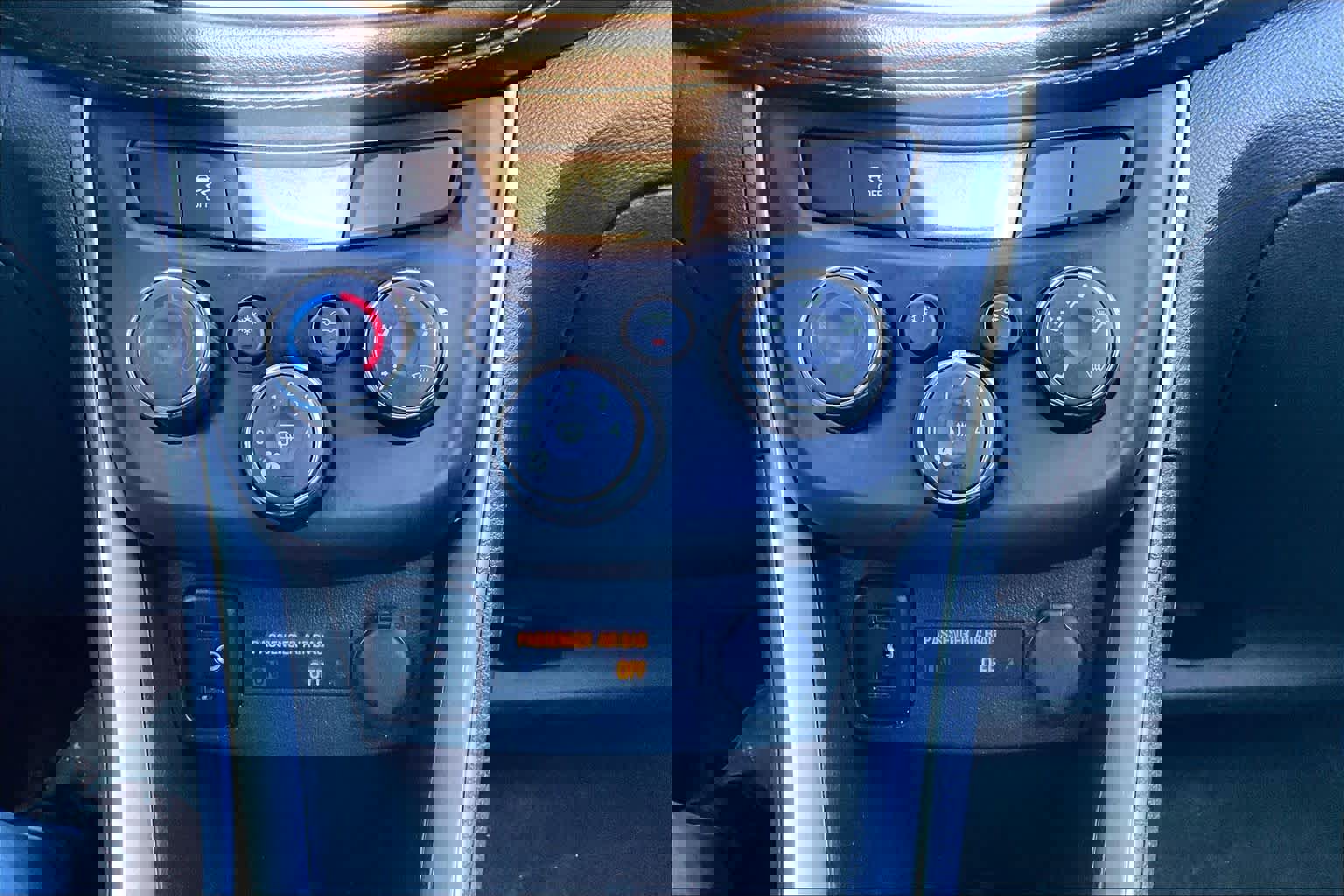 Used 2019 Chevrolet Trax LT w/ LT Convenience Package image 34