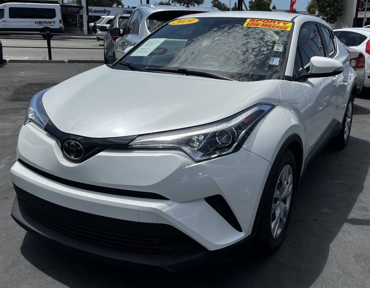 Used 2019 Toyota C-HR LE FWD image 2