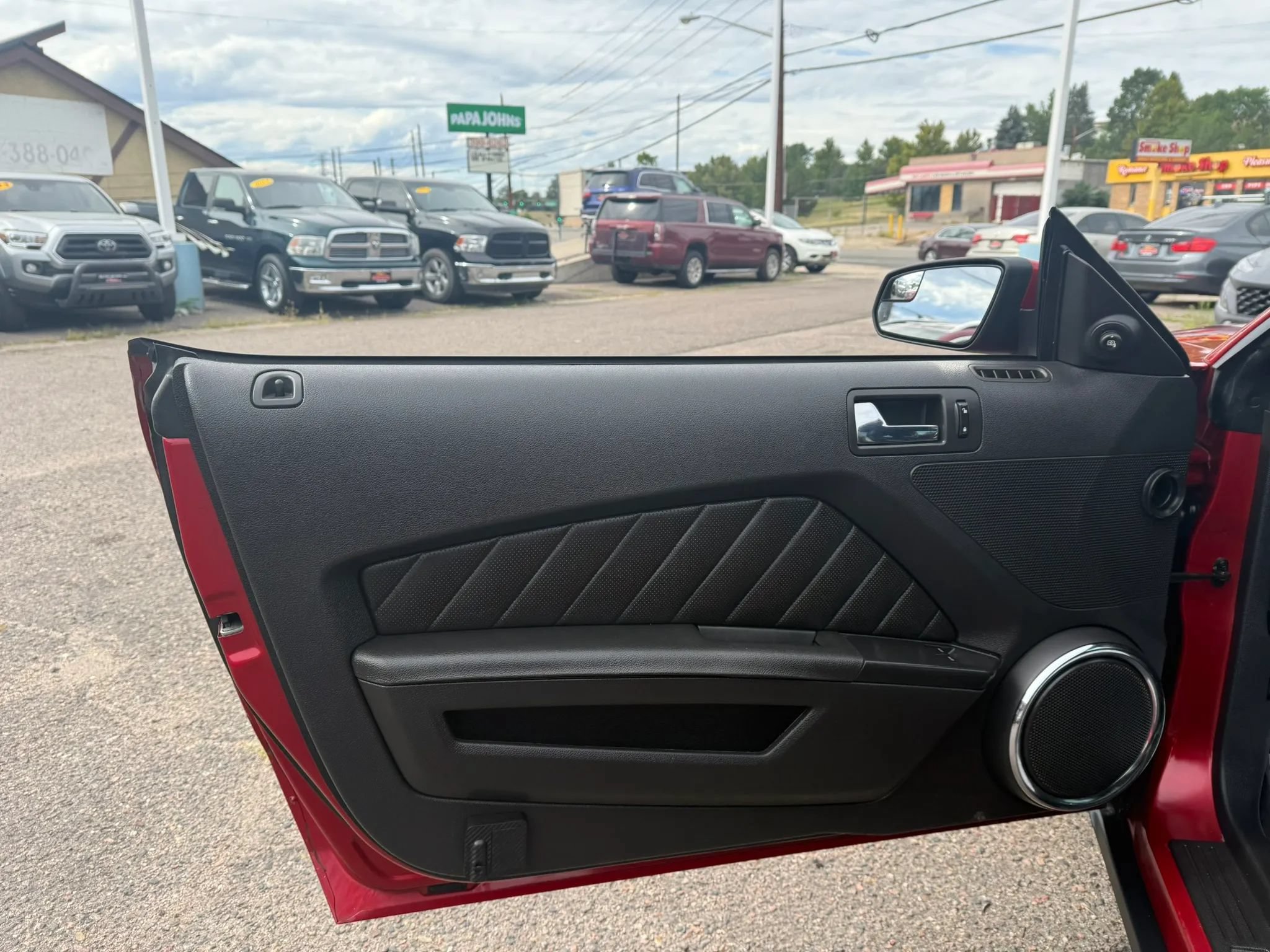 Used 2011 Ford Mustang Premium w/ 202A Rapid Spec Order Code RWD image 12