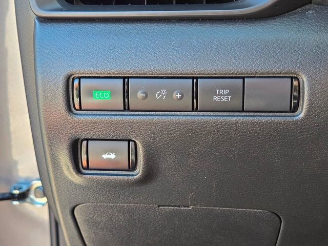 Used 2024 Nissan Sentra S FWD image 35