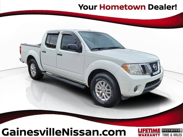 Used 2014 Nissan Frontier SV image 1