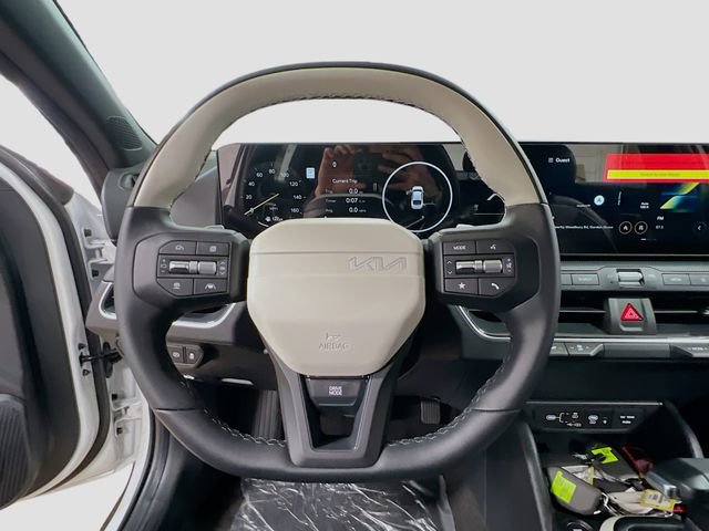 New 2025 Kia K4 GT-Line w/ GT-Line Sunroof Package image 11