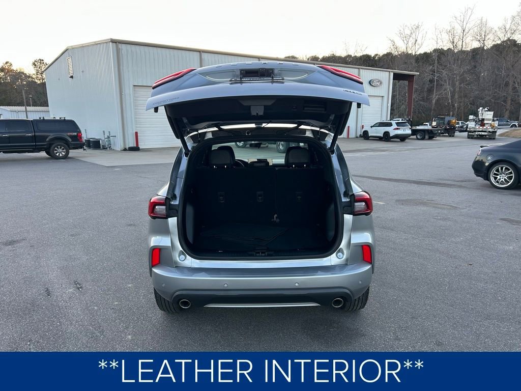 Used 2023 Ford Escape ST-Line Select w/ Tech Pack #2 image 7