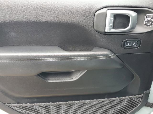 Used 2023 Jeep Wrangler Unlimited Sahara w/ Cold Weather Group image 16