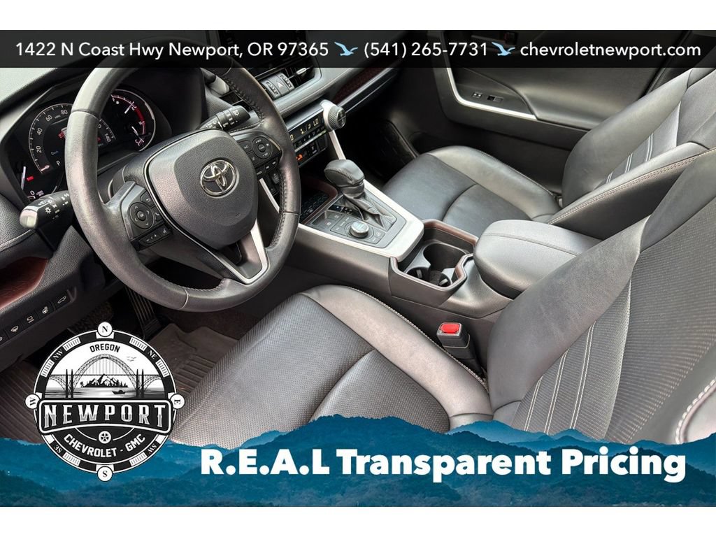 Used 2021 Toyota RAV4 Limited AWD/4WD image 10