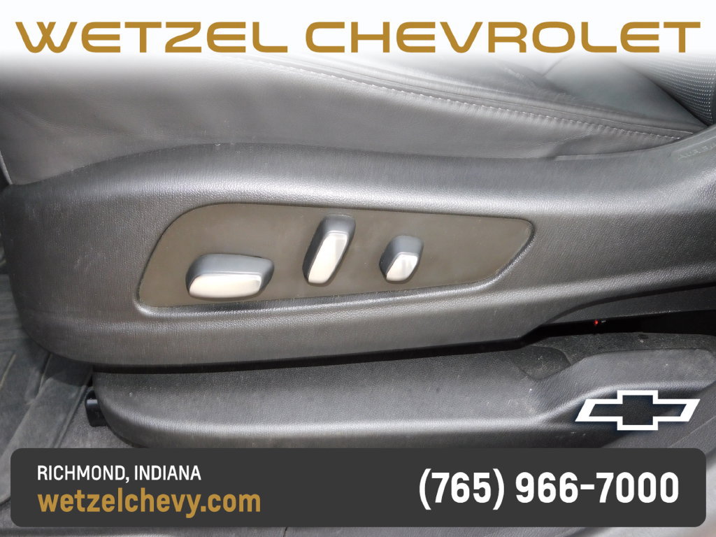 Used 2022 Cadillac XT5 AWD image 14