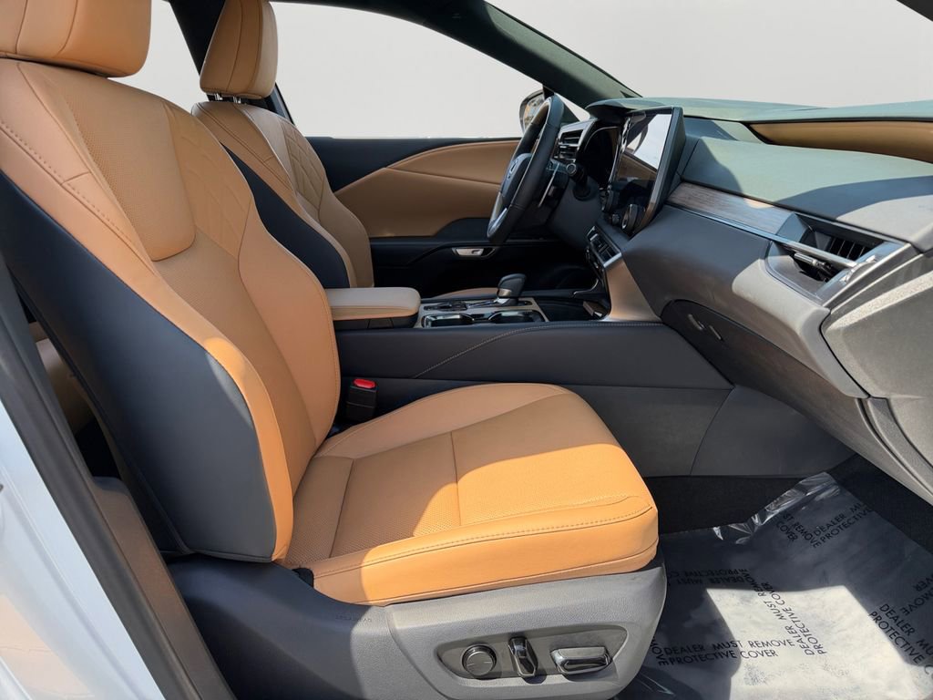 Used 2025 Lexus RX 350 Premium image 8