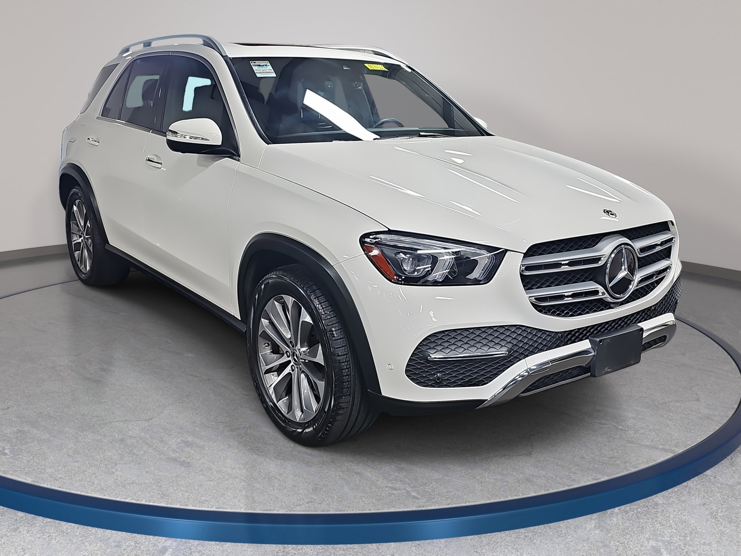 Certified 2020 Mercedes-Benz GLE 350 4MATIC image 4