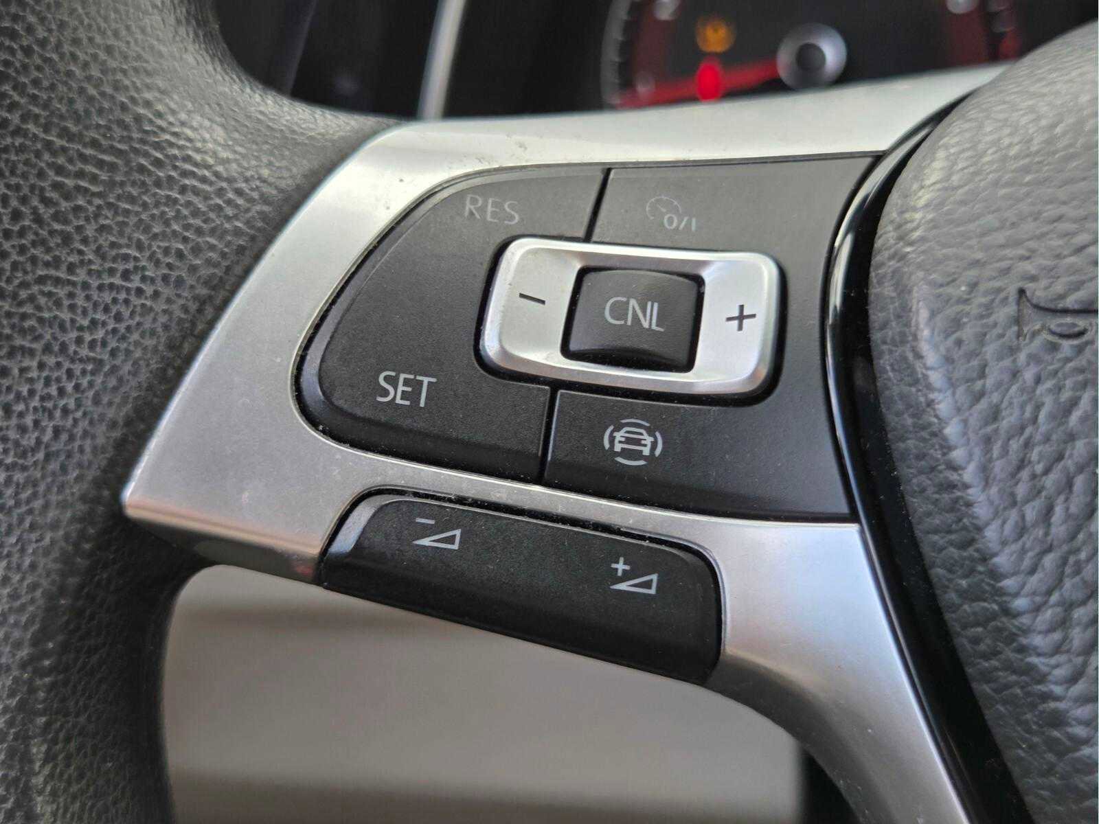 Used 2019 Volkswagen Jetta S w/ Driver Assistance Package FWD image 28