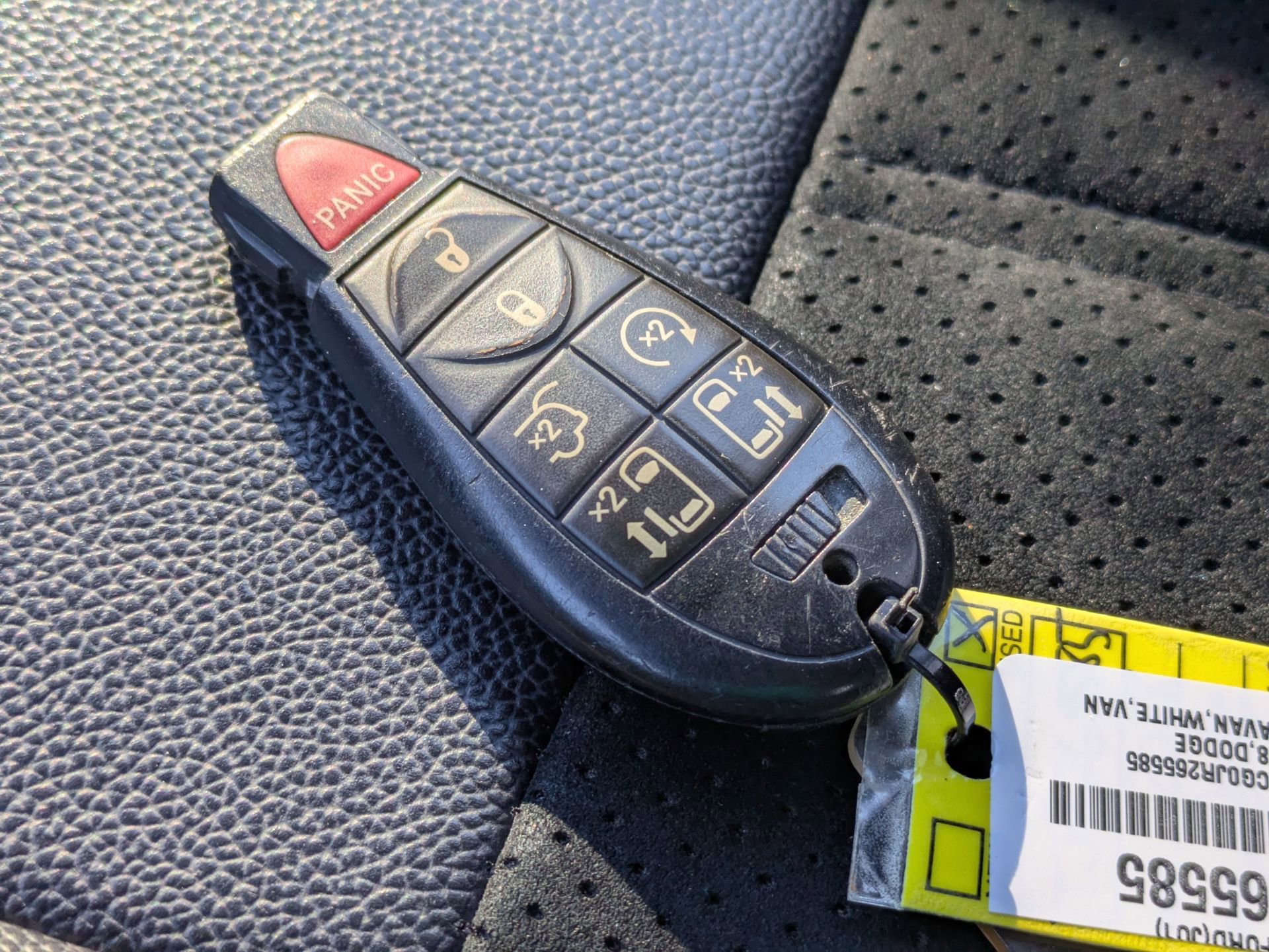 Used 2018 Dodge Grand Caravan SXT image 33