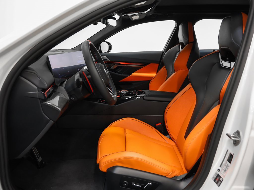 Used 2025 BMW M5 Touring w/ M Driver's Package image 3
