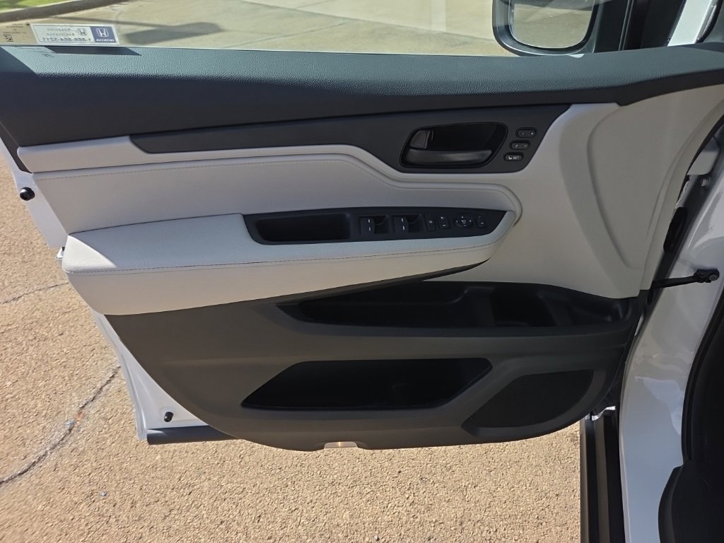 New 2026 Honda Odyssey EX-L image 12