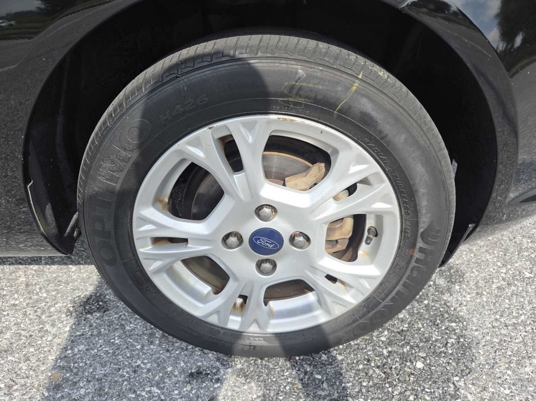 Used 2016 Ford Fiesta SE FWD image 32