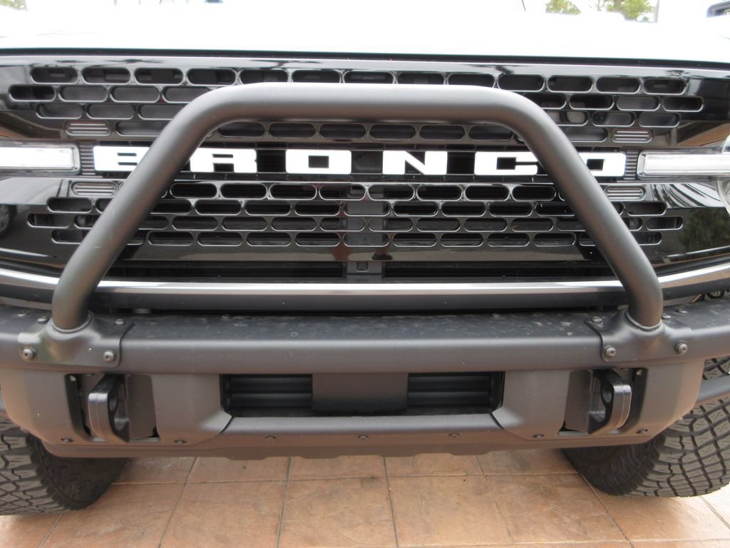 Certified 2024 Ford Bronco Wildtrak AWD/4WD image 8