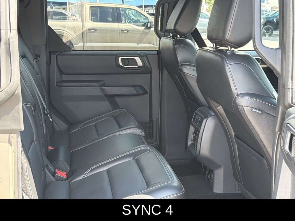 Used 2026 Ford Bronco Outer Banks AWD/4WD image 8