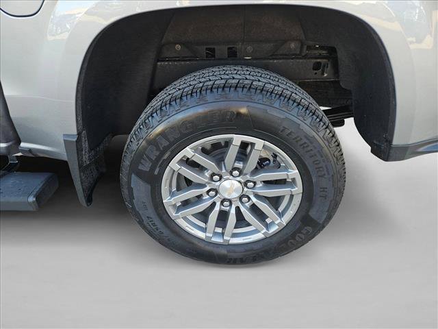 Used 2024 Chevrolet Colorado LT w/ LT Convenience Package image 9