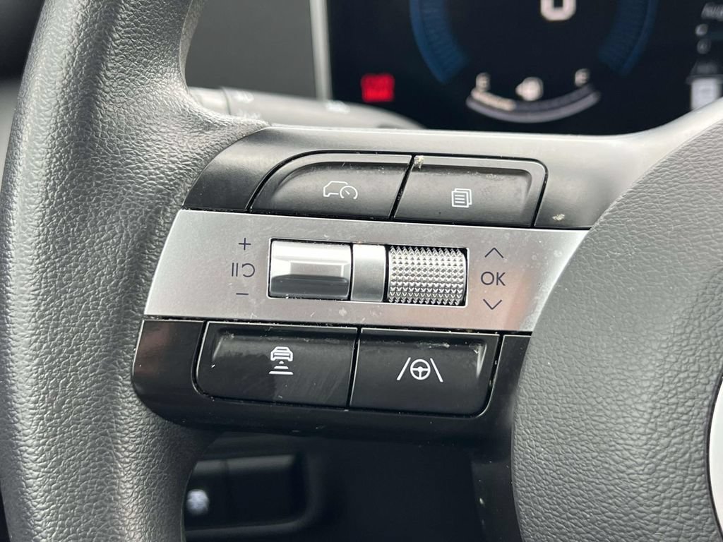 Used 2025 Hyundai Tucson SE AWD/4WD image 20