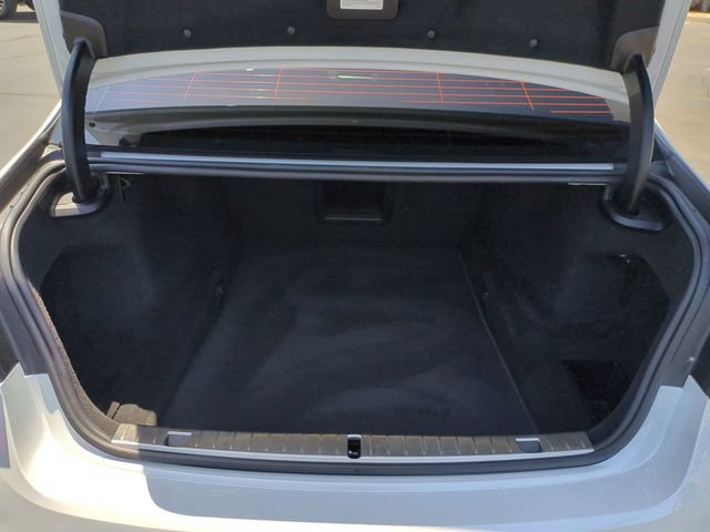 Used 2022 BMW 740i w/ M Sport Package RWD image 26
