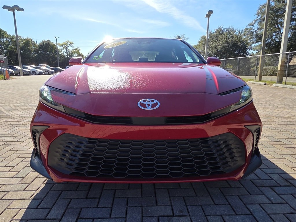Used 2026 Toyota Camry SE image 2