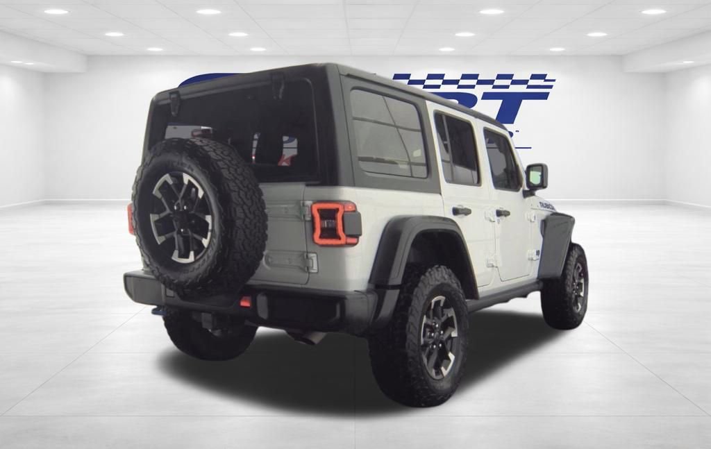 Used 2025 Jeep Wrangler Unlimited Rubicon 4xe w/ Convenience Group image 5