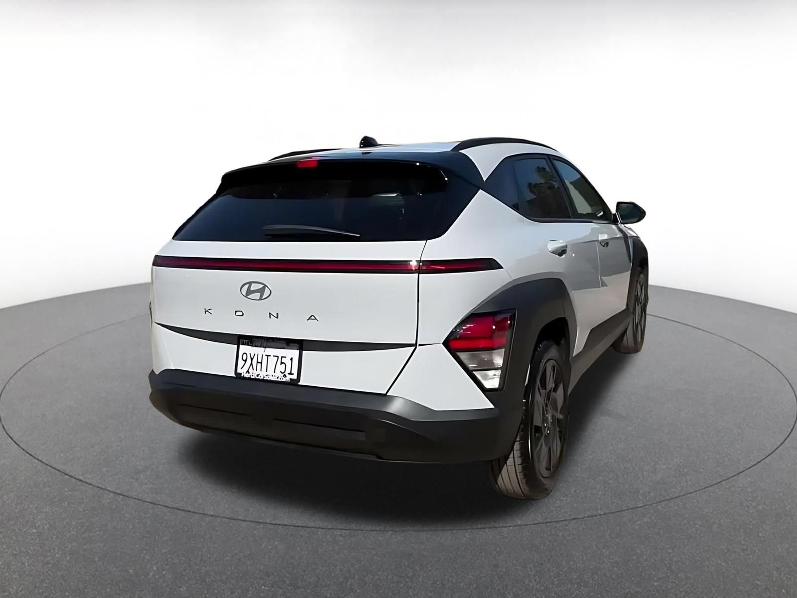 Used 2026 Hyundai Kona SEL Sport FWD image 12