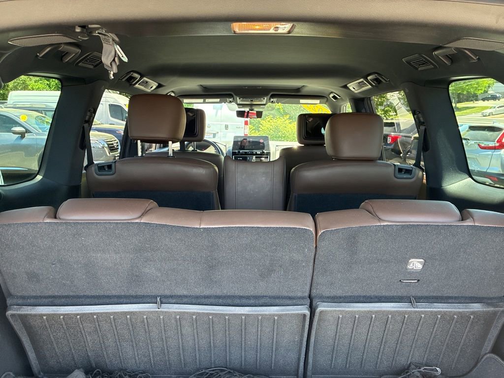Certified 2023 Nissan Armada Platinum w/ Captain's Chairs Package AWD/4WD image 14