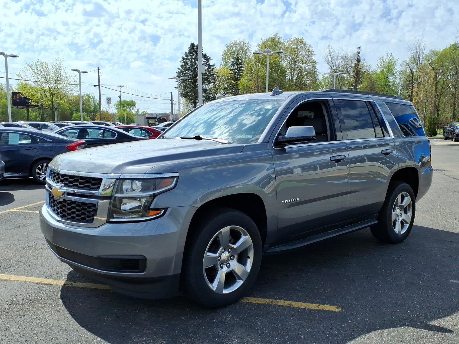 Used 2019 Chevrolet Tahoe LT AWD/4WD image 3