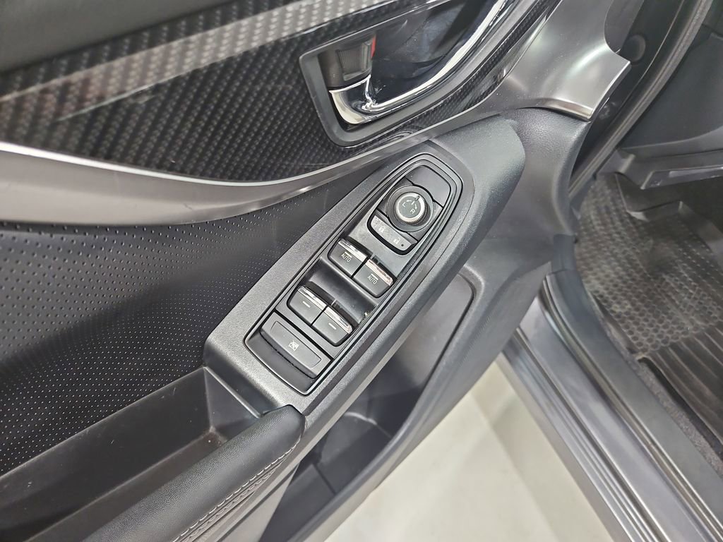 Used 2019 Subaru Impreza 2.0i Limited image 12