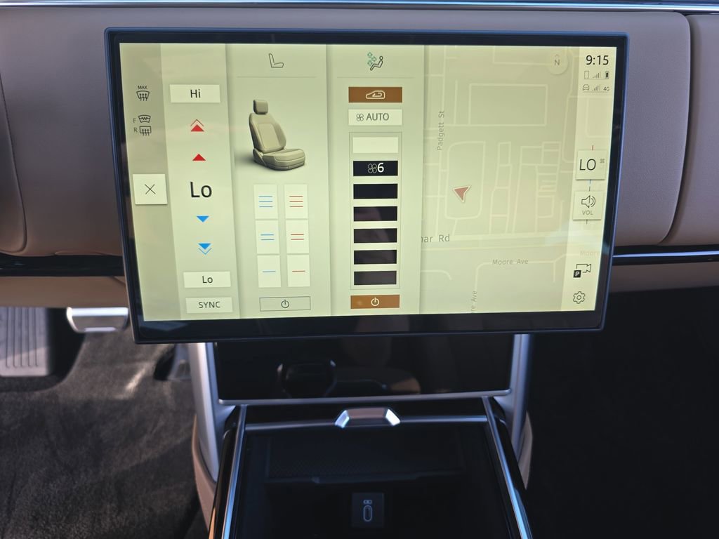 New 2026 Land Rover Range Rover SE image 25