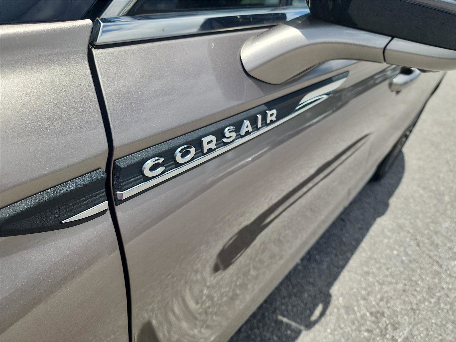 Certified 2020 Lincoln Corsair Reserve w/ Equipment Group 202A AWD/4WD image 11