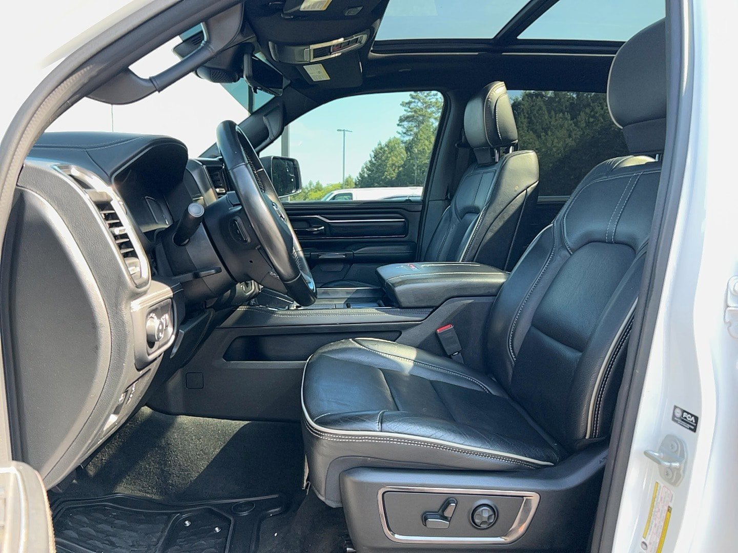 Used 2023 RAM 1500 Limited w/ (RED) Edition RWD image 12