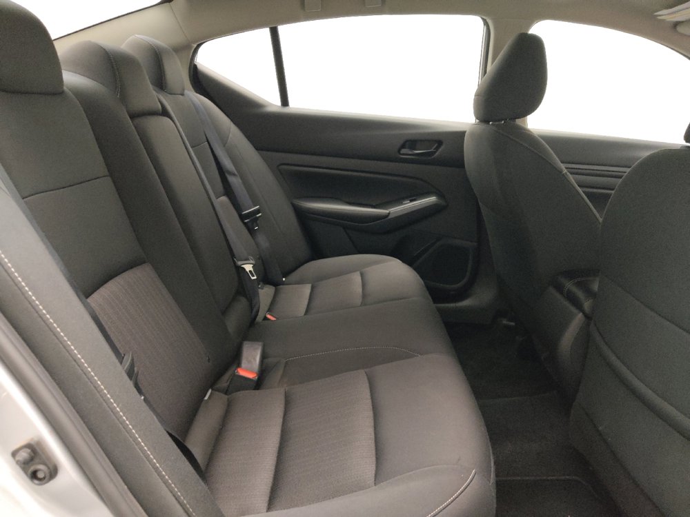 Used 2024 Nissan Altima 2.5 SV image 19