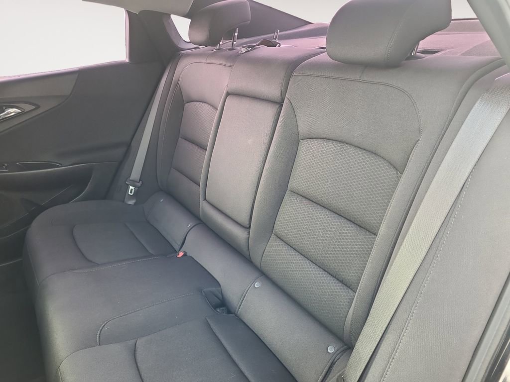 Used 2022 Chevrolet Malibu LT FWD image 13